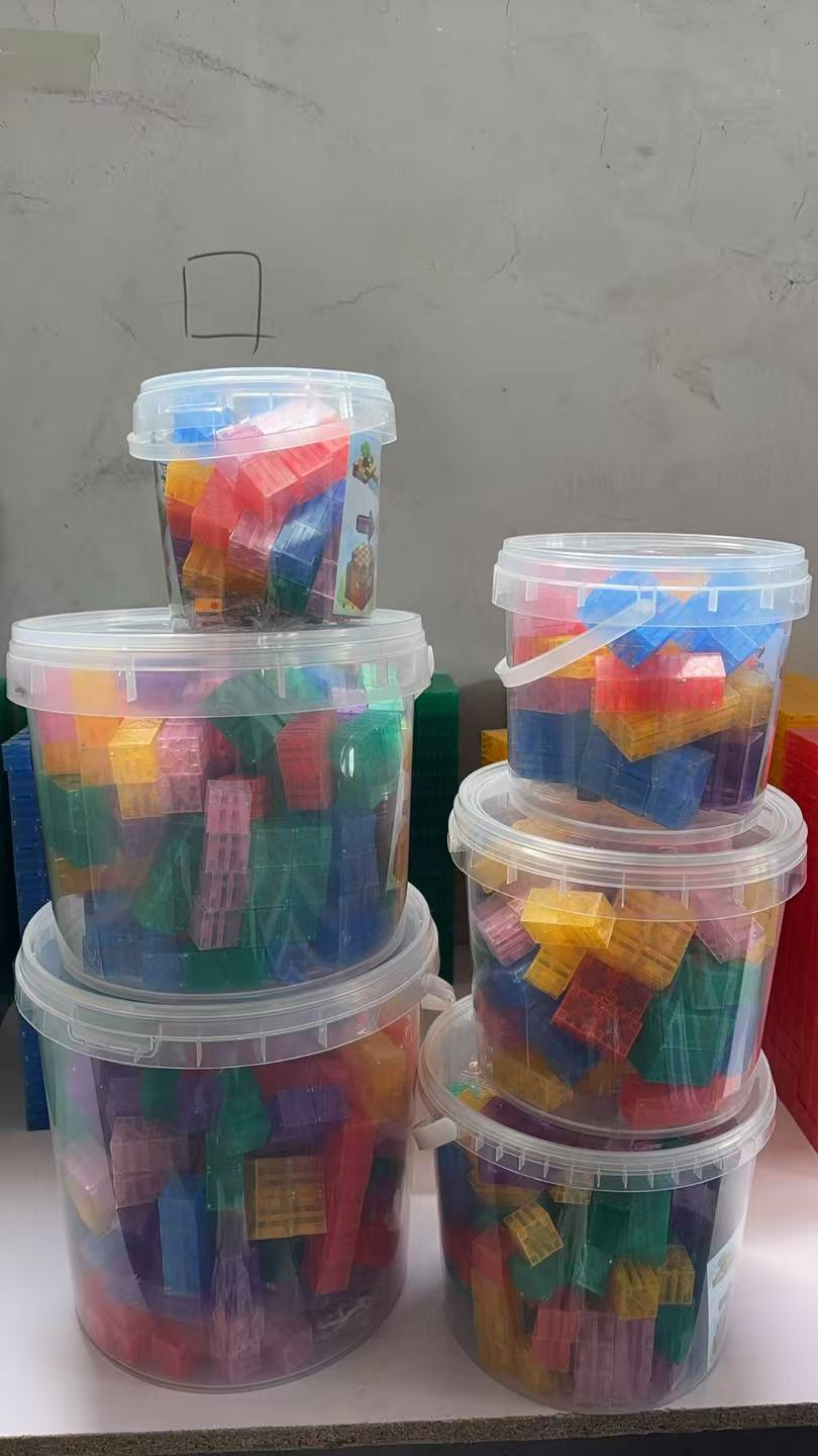 400-Piece Colored Transparent Blocks